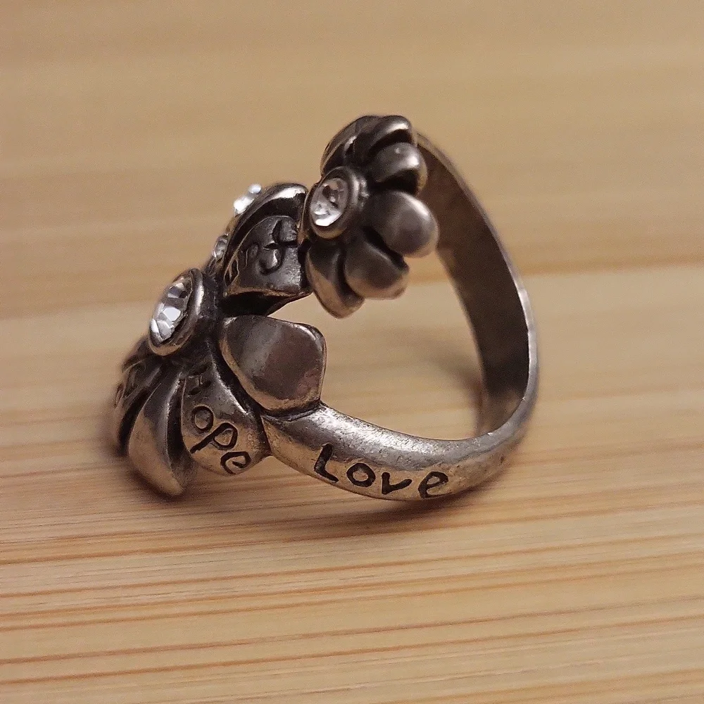Beautiful Pewter Double Flower Rhinestone Adjustable Ring